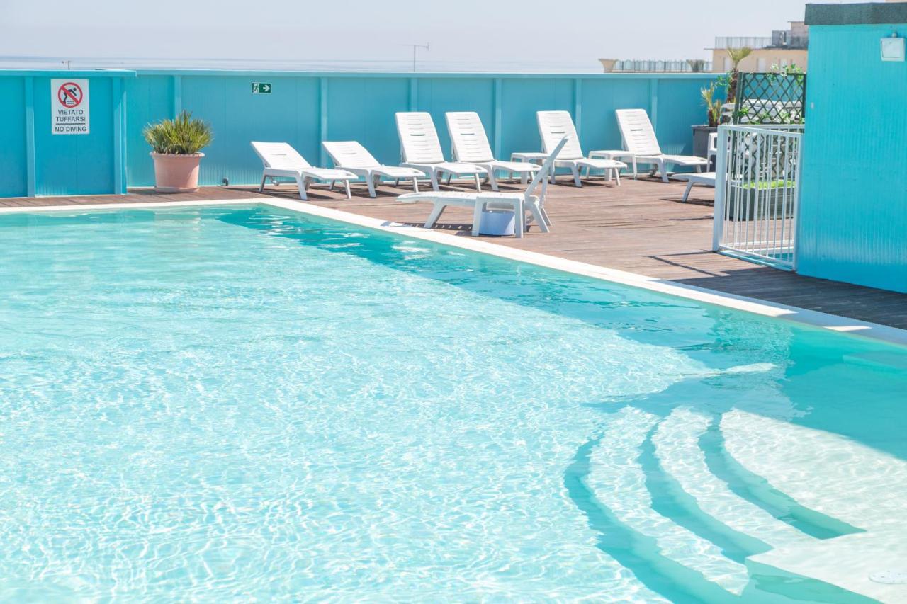 Hotel Elite Каттолика Экстерьер фото