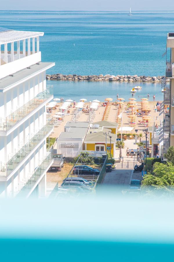Hotel Elite Каттолика Экстерьер фото